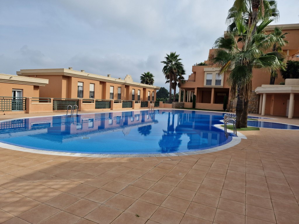 WhatsApp Image 2025-10-24 at 13.39.58 (1)