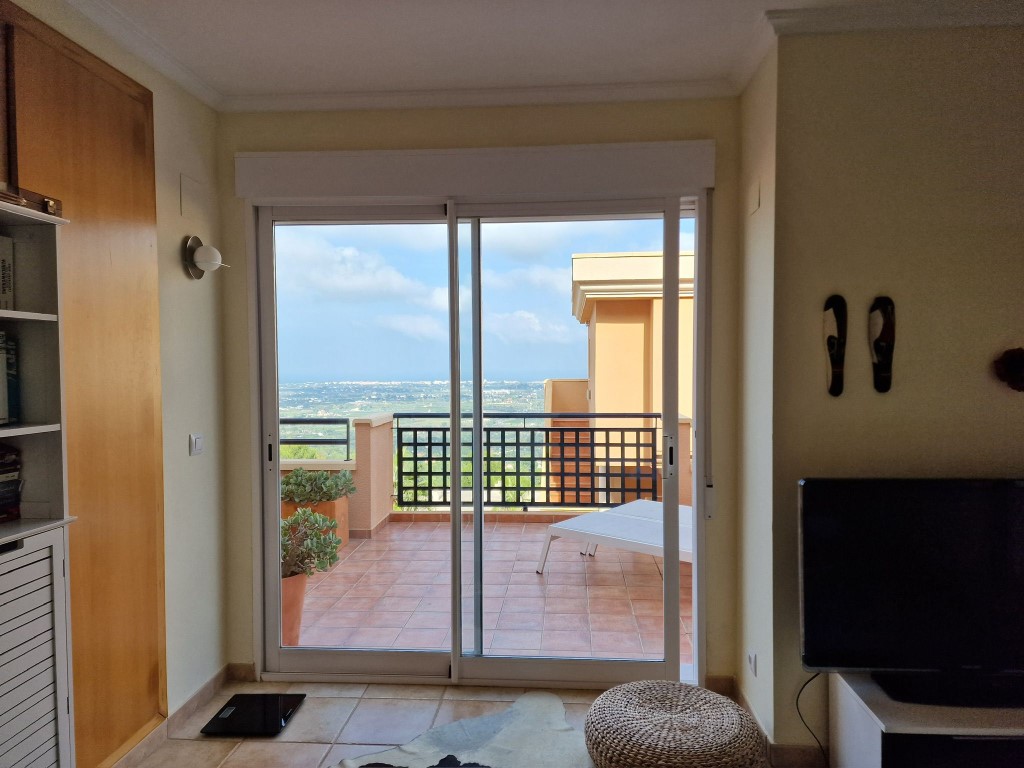 WhatsApp Image 2025-10-24 at 13.39.59