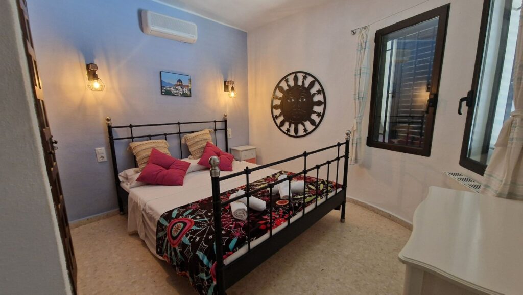 WhatsApp Image 2025-10-24 at 13.46.19 (1)