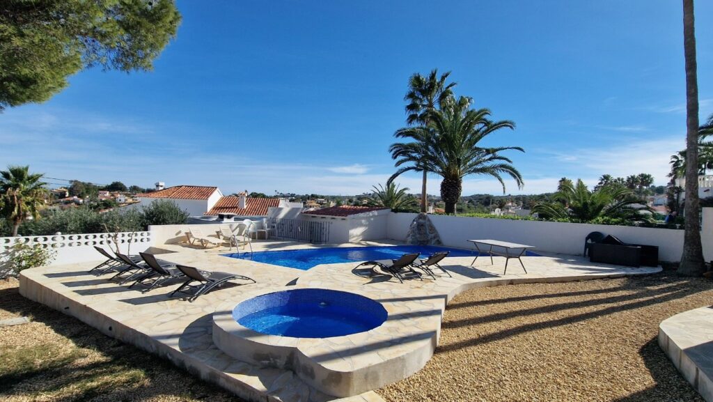 WhatsApp Image 2025-10-24 at 13.46.19