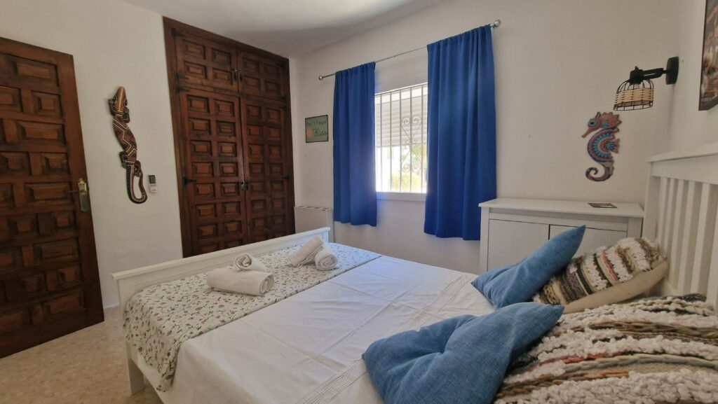 WhatsApp Image 2025-10-24 at 13.46.20 (1)