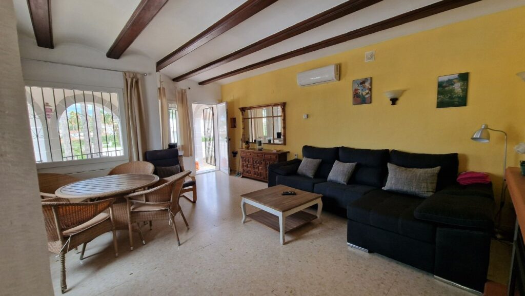 WhatsApp Image 2025-10-24 at 13.46.24 (3)