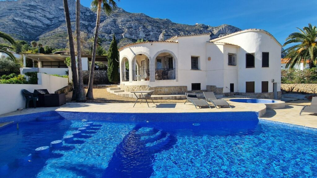 WhatsApp Image 2025-10-24 at 13.46.25