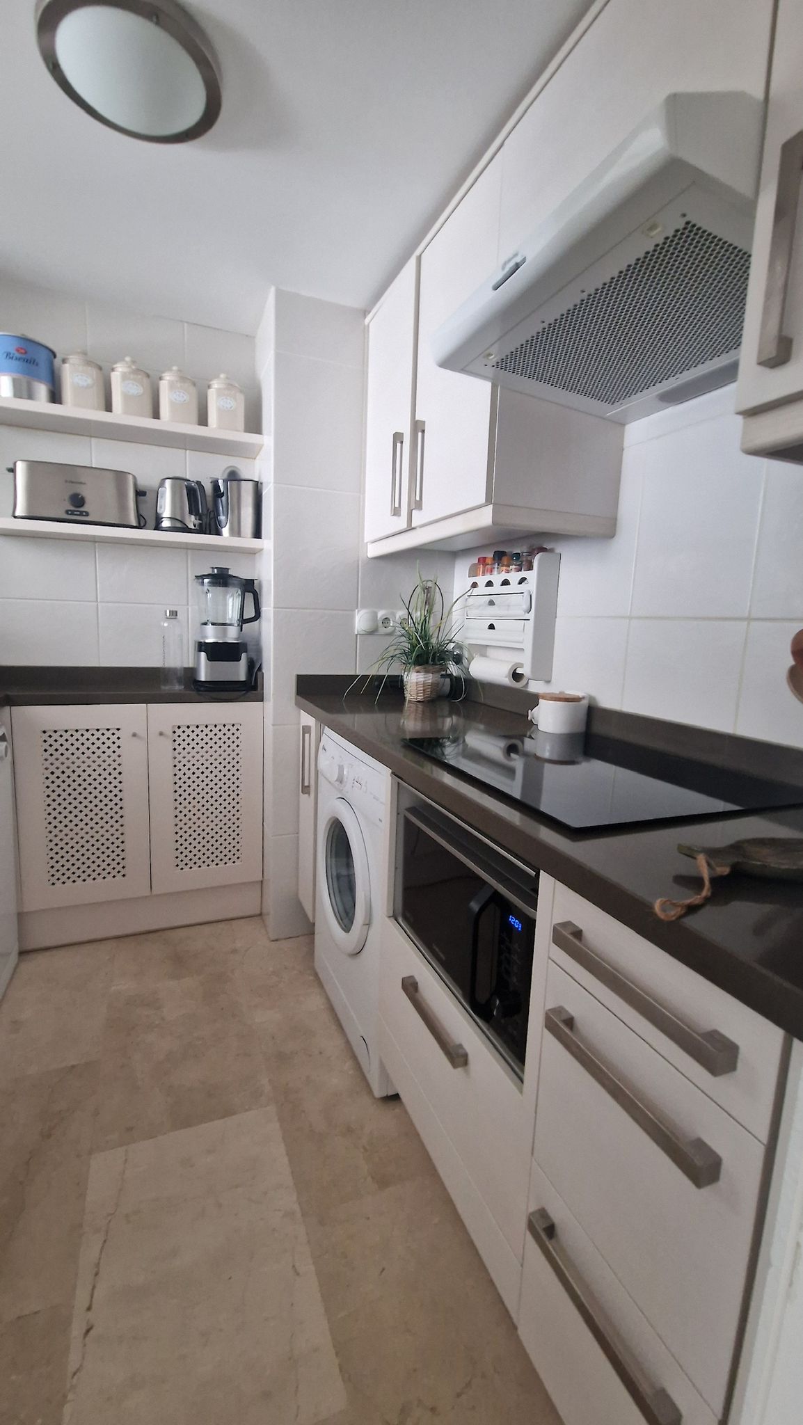 WhatsApp Image 2025-10-24 at 13.55.52 (2)