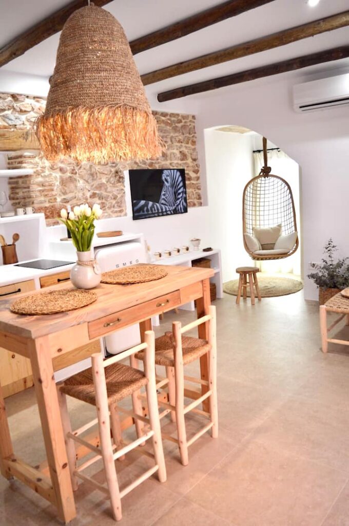 d6d7884a-8fbc-4a96-9c3f-96748de25ad8